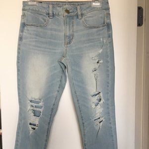 American Eagle Distressed Crop Jeggings